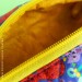Kit de necessaires Gatinhos coloridos detalhe